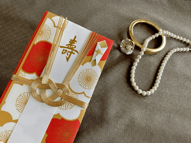 結婚式　お呼ばれマナー