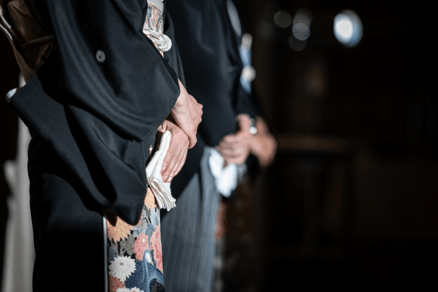 結婚式 なぜやるのか